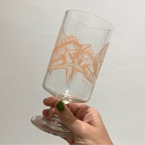 Vintage M. W. Periscope Sea Shell Footed Glassware, set 2 - Picture 6 of 6